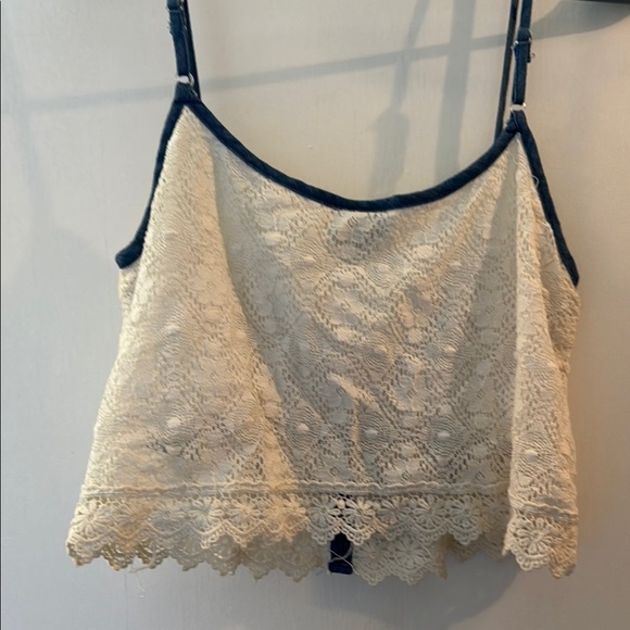 Rue21 White and Blue Buttoned Crop Camisole - Picture 4 of 4